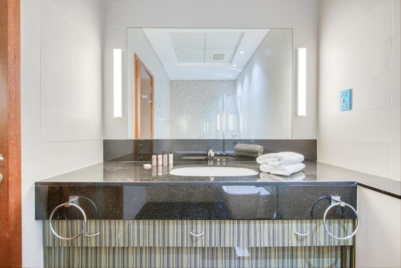 The Penthouse Near Burj Khalifa And Dubai Mall Экстерьер фото