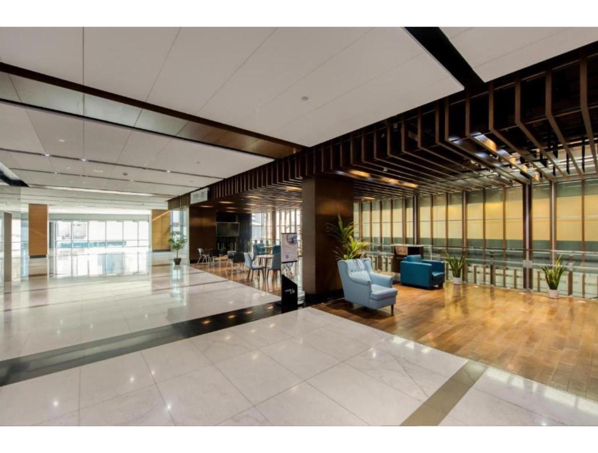 The Penthouse Near Burj Khalifa And Dubai Mall Экстерьер фото