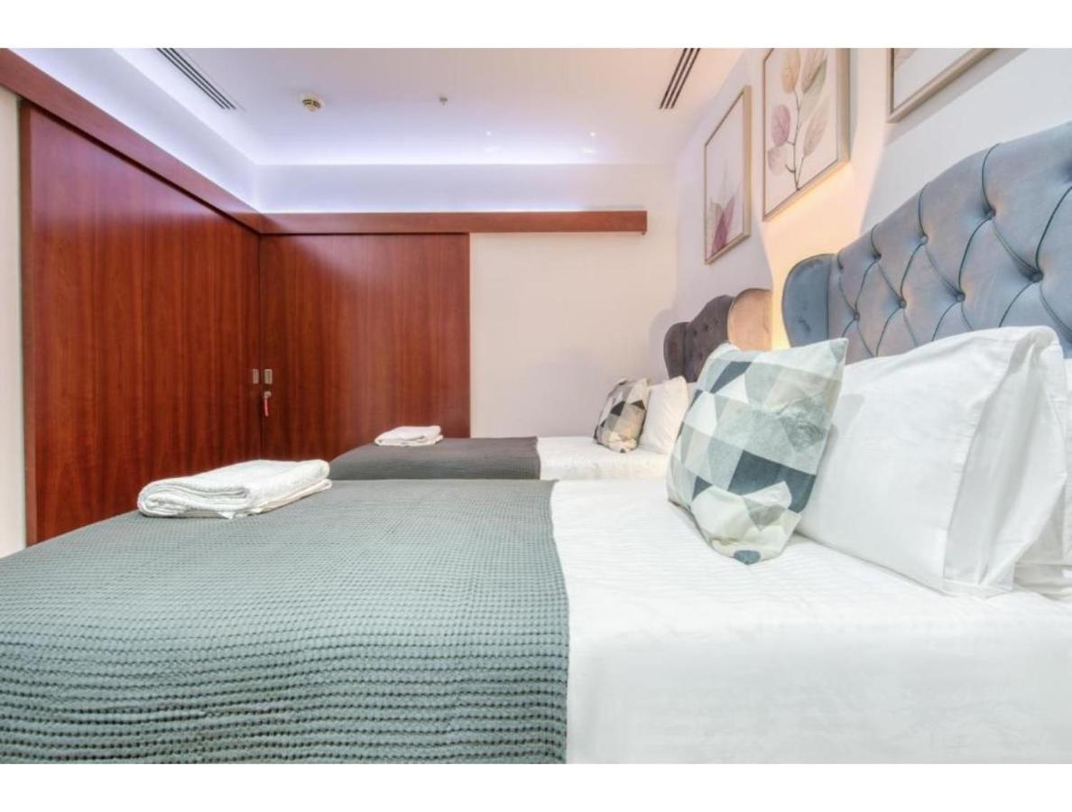 The Penthouse Near Burj Khalifa And Dubai Mall Экстерьер фото